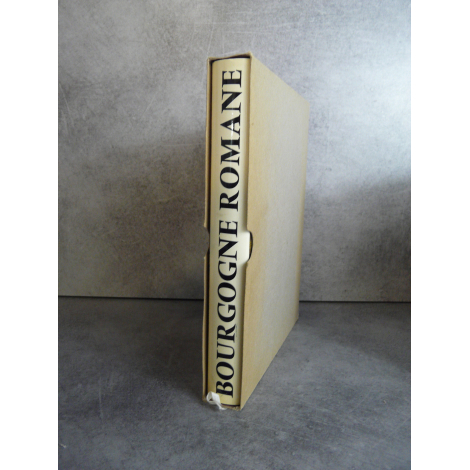 Bourgogne Romane Collection Zodiaque de référence beau livre état de neuf édition 1986