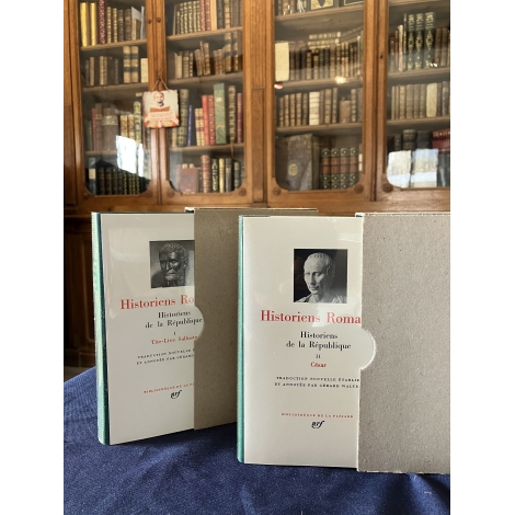 Historiens romains Histoire république 1 et 2 Collection Bibliothèque de la pléiade NRF Etat de neuf superbe