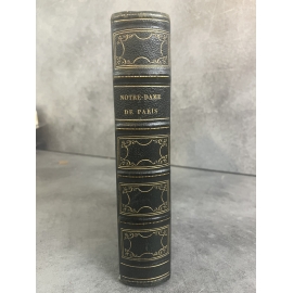 Victor Hugo Notre-Dame de Paris Charpentier 1850 Edition contemporaine de Hugo en reliure d'époque.