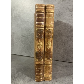 De l'Esprit des Lois par Montesquieu. avec des notes de Voltaire, de Crevier, de Mably, de La Harpe, edition de référence.
